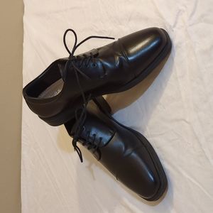 Men's 8 1/2 Croft & barrel with ortholight eco dress shoes